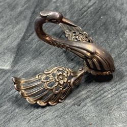 .925 sterling silver Lovely Swan Open Salt with Moving Wings
