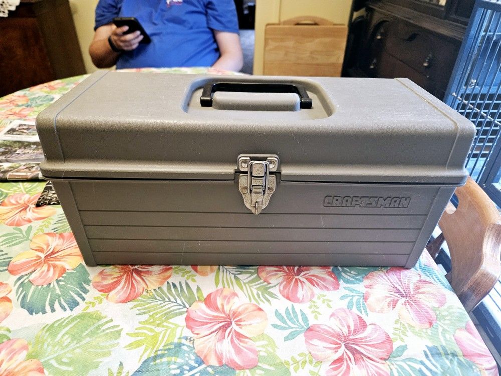 VINTAGE CRAFTSMAN GREY PLASTIC TOOLBOX WITH TRAY