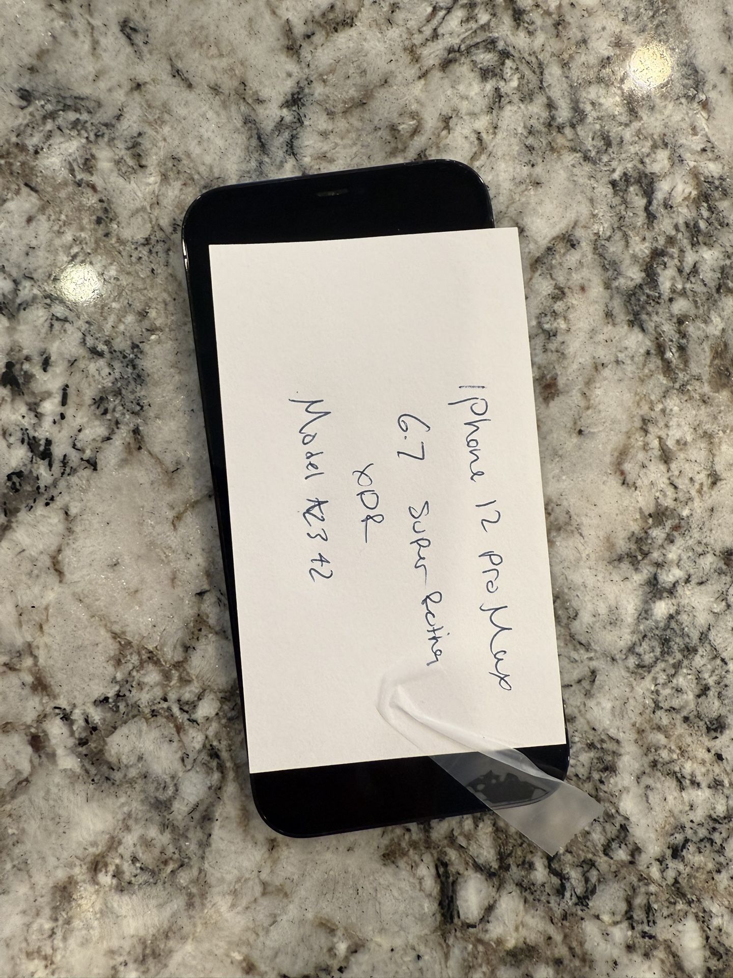 iPhone 12 Pro Max 6.7 Super Retina XDR