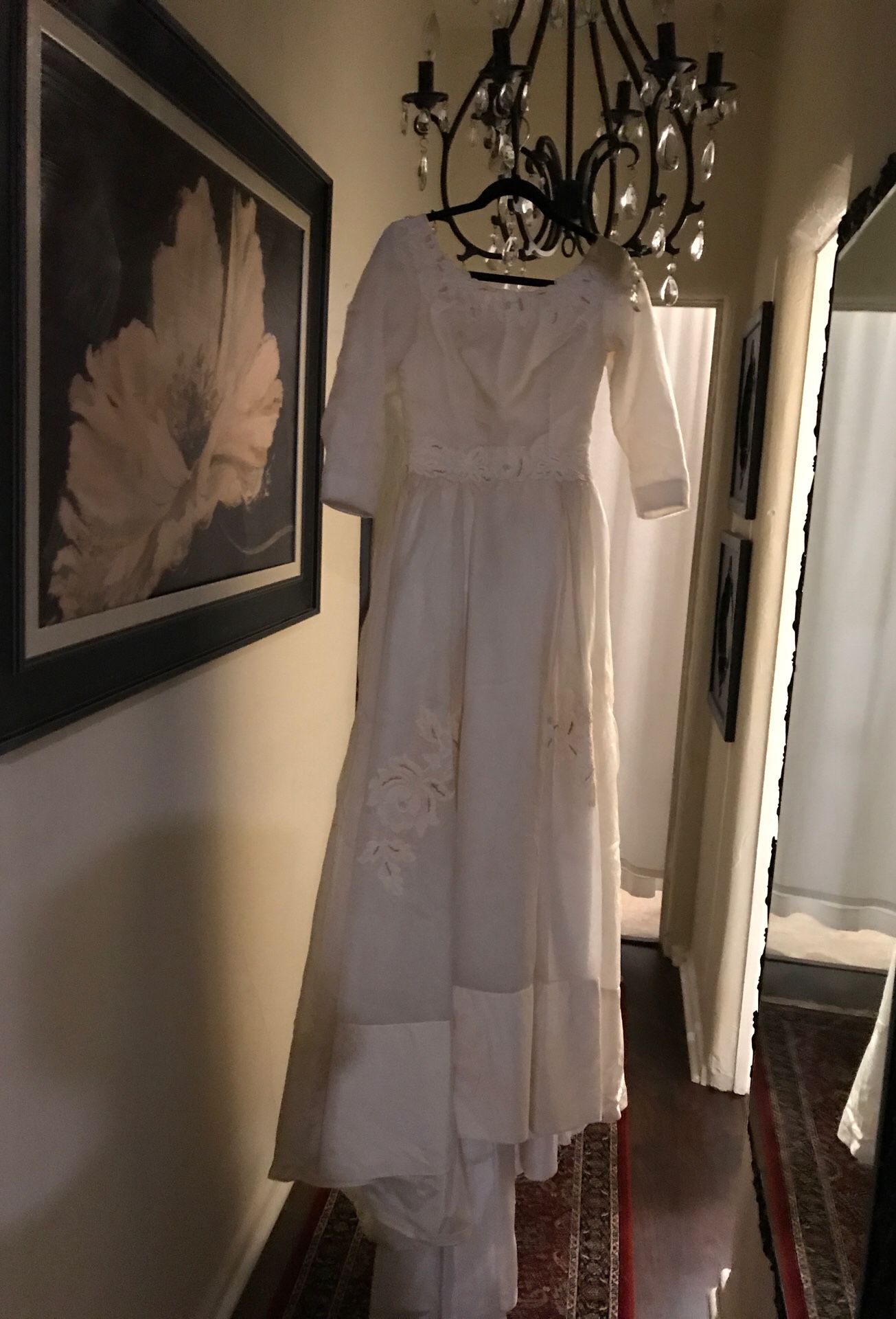 Wedding Dress. Size 4-6. Ivory color with lace snd beads