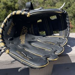 Franklin Sports Meshtek Series 9.5-inch Tee-Ball Glove 