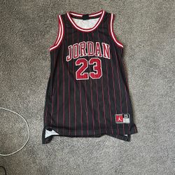 Kids Jordan jersey (medium) 10-12 Size