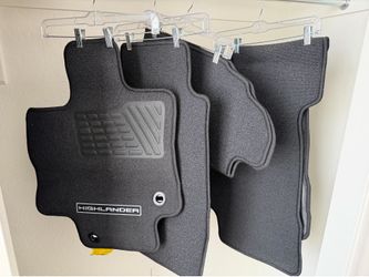 Genuine Toyota Highlander Floor Mats Black PT(contact info removed)0-20 2020-2025
