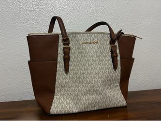 Michael Kors Charlotte Large Top Zip Tote