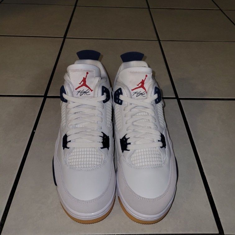 Air Jordan 4 Men's Size 10.5 Navy Retro SB DR5415-100