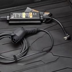 EV Charging Cable For Audi Q5 / Chevy Volt