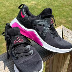 Womens nike air max black and oink sneakers size 6.5