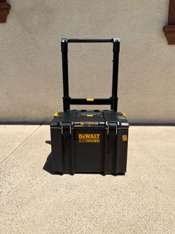 Dewalt Tough System 2.0 Tool Box