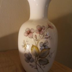 Vintage Floral Vase Made By Hutschenruether.  Royal Bavarian Porzellan KPM.
