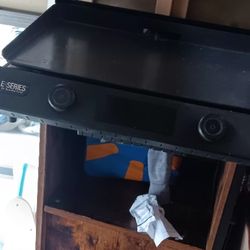 Black Stone Electric Grill