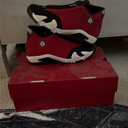 Jordan 14 Retro Gym Red Toro