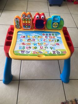 Toddler interactive table.