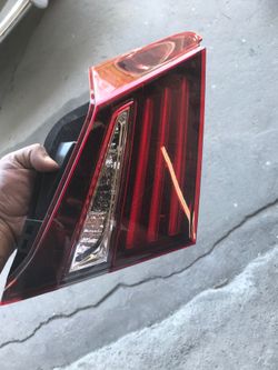 2017 Honda rear left side light