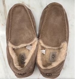 Uggs Slippers