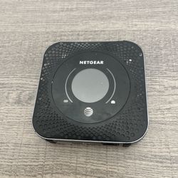 NETGEAR Nighthawk Wireless Wi-Fi Hotspot Modem - MR1100 (AT&T)