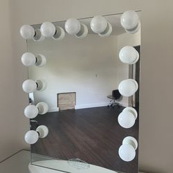 vanity hollywood mirror 