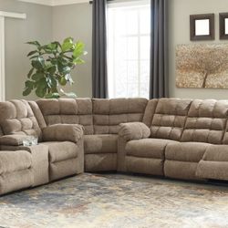 Workhorse Cocoa Reclining Sectional

