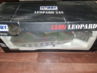 Remote control tank