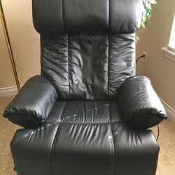 Massage Chair/Recliner