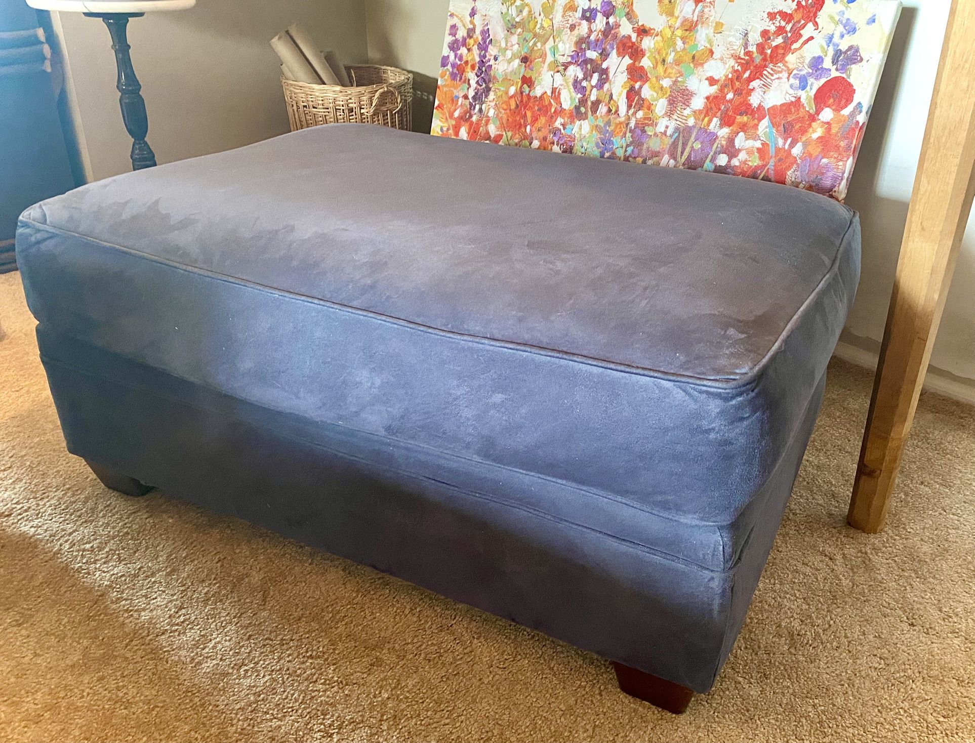Beautiful Blue Ottoman super high quality foam, Velvet-like Fabric clean well done upholstery 3ft x 2ft