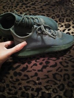 Adidas size 5 pick up in oak cliff in very good condition