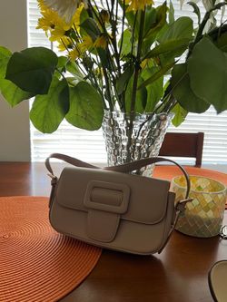 Women  small purse   Brand Madison west