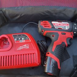 M12 12V Lithium-Ion Cordless 3/8 in. Drill/Driver