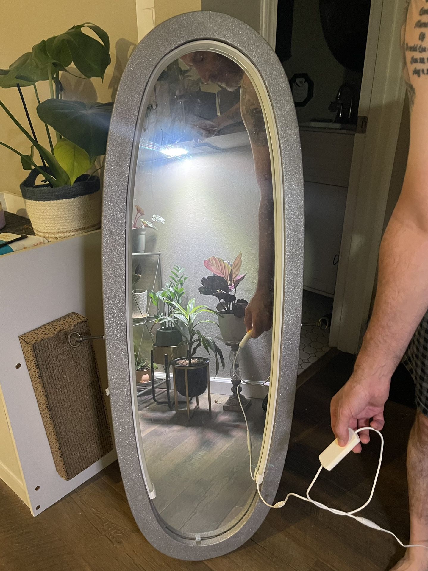 Mirror With Lighting
