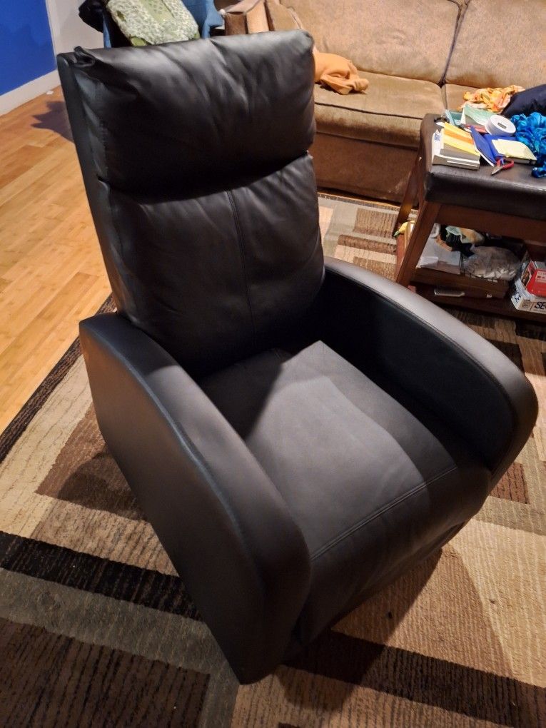 Leather Recliner 