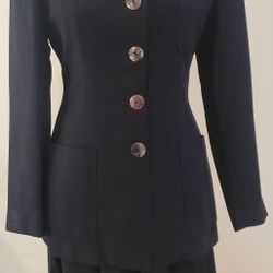 SIZE 4 WOMAN'S 2~PIECE "BLACK" SKIRT SUIT ..... ONCE WORN ..... $150.00 ..... CASH ONLY‼️ 