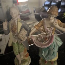 Couple Statues