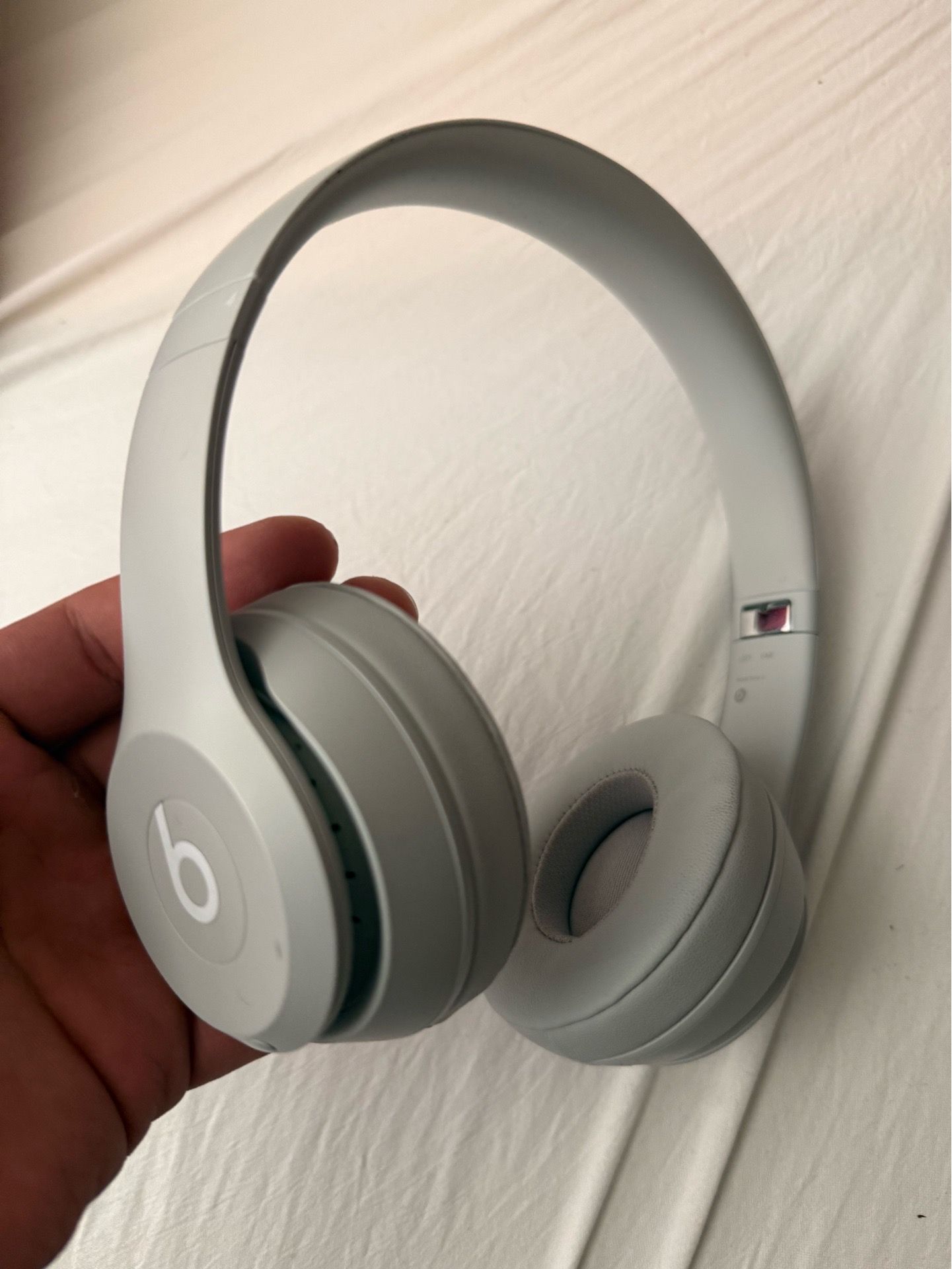 Beats Solo 4 wireless