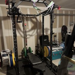 Squat rack with Pulley System 