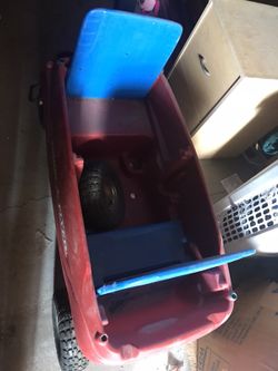 Kids wagon. Needs tire