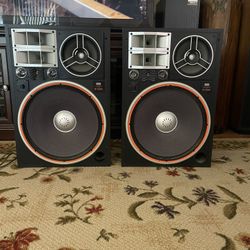 Vintage Sansui SP — X9900 5 way 7 speaker 17’