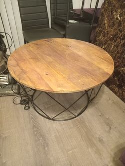 Round Wood Coffee Table 
