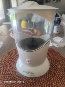 Hot cocoa maker