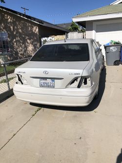 Lexus LS 430 for parts