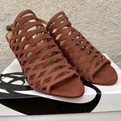 Brown High Strapped High Heels
