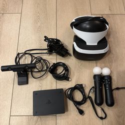 PS VR With Two Motion Controllers