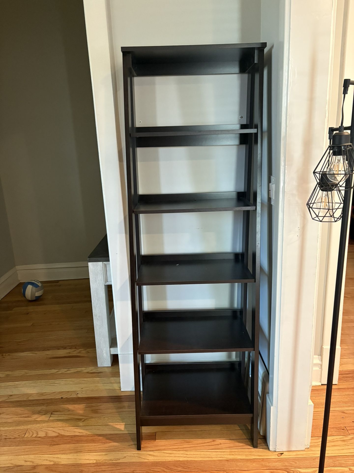 Shelf