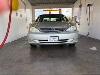 2004 Toyota Camry 75,150 miles