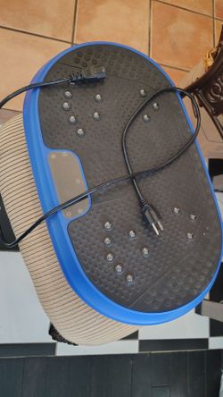 Shake/vibrating workout plate! Firm grip...does not move!