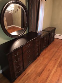Dresser with mirror wood design brand new