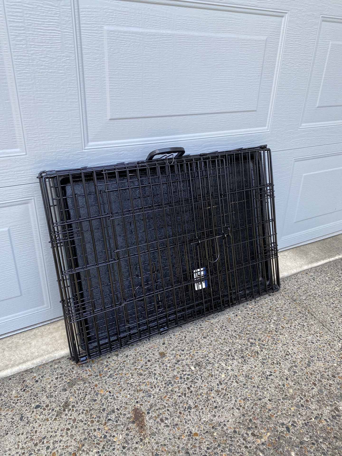 Pet Lodge Crate 30x20x20” Dog Crate Double Door with Handle Folds Flat