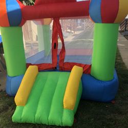 Kids Jump House 
