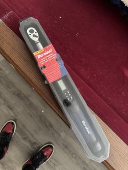 Duralast Electronic Torque Wrench 20.100 ft .Lbs.