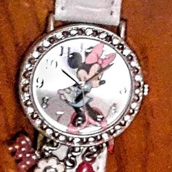 Disney Minnie Mouse Analog Quartz Watch with Dangle Charms Faux Croc Strap 