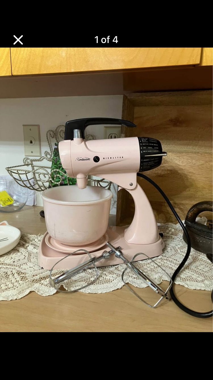 Vintage Sunbeam Mixmaster and Bowl