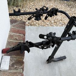 YAKIMA 3 Bike Rack Holder Hitch Mount In Very Good Condition 